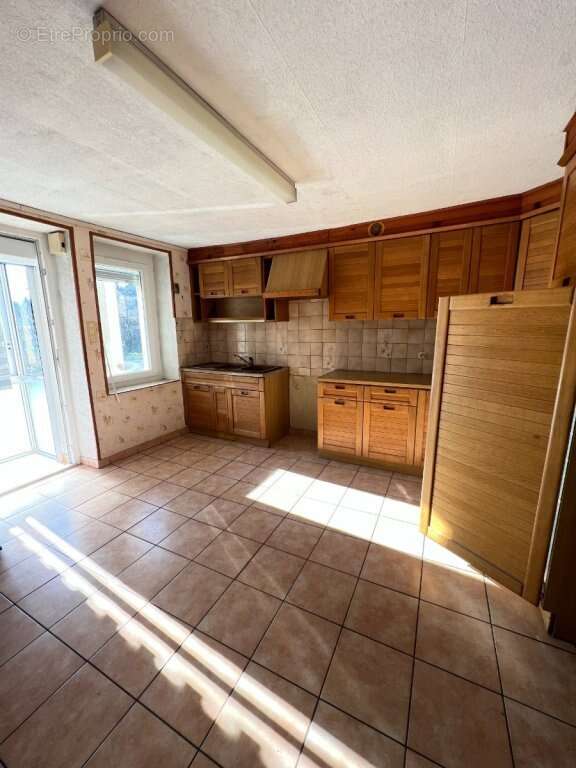 Maison à LE CREUSOT