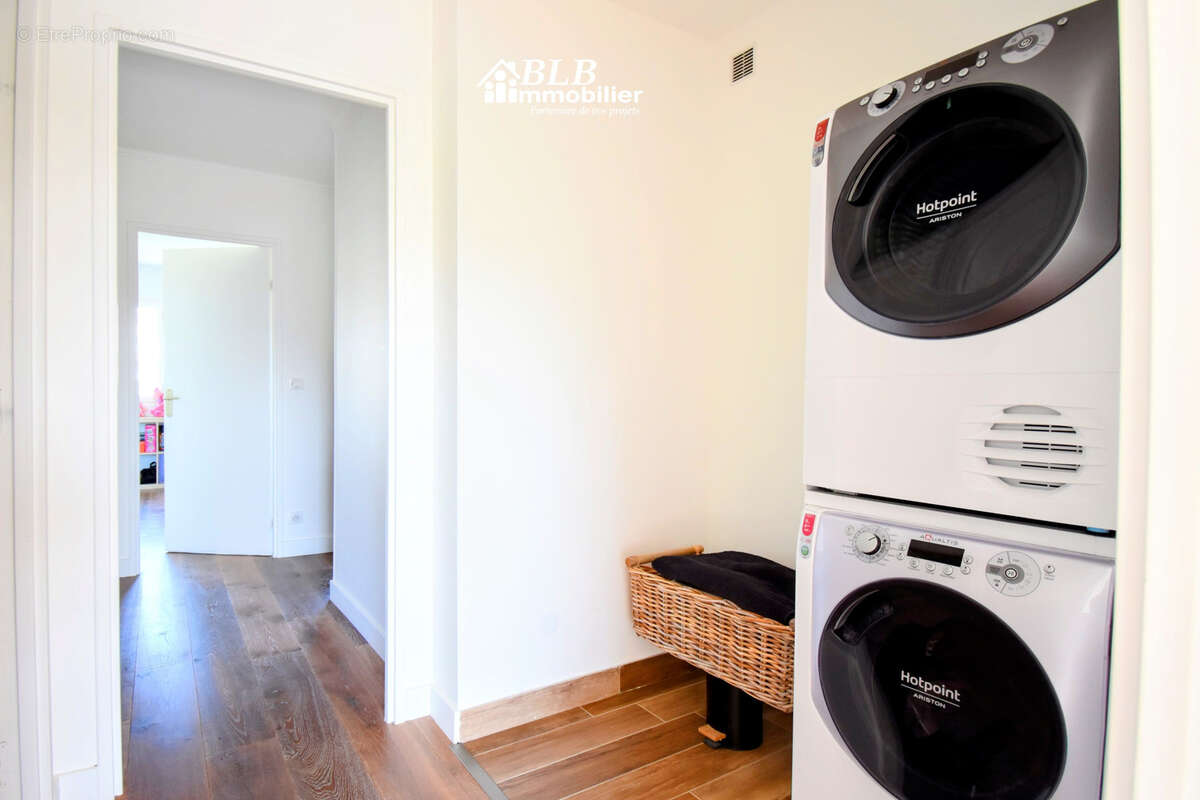 Appartement à ELANCOURT