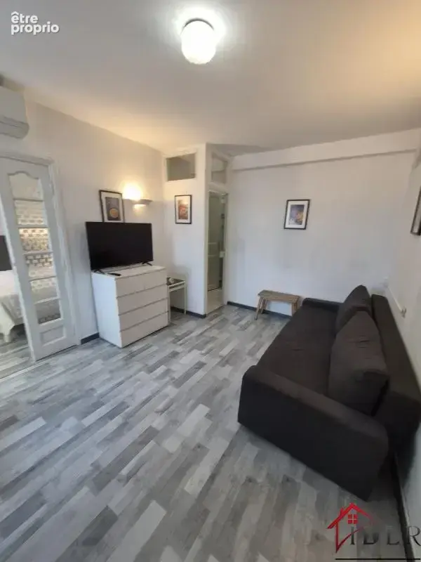 Appartement de 51 M dont 1 chambre individuelle, Terrasse de - photo 5