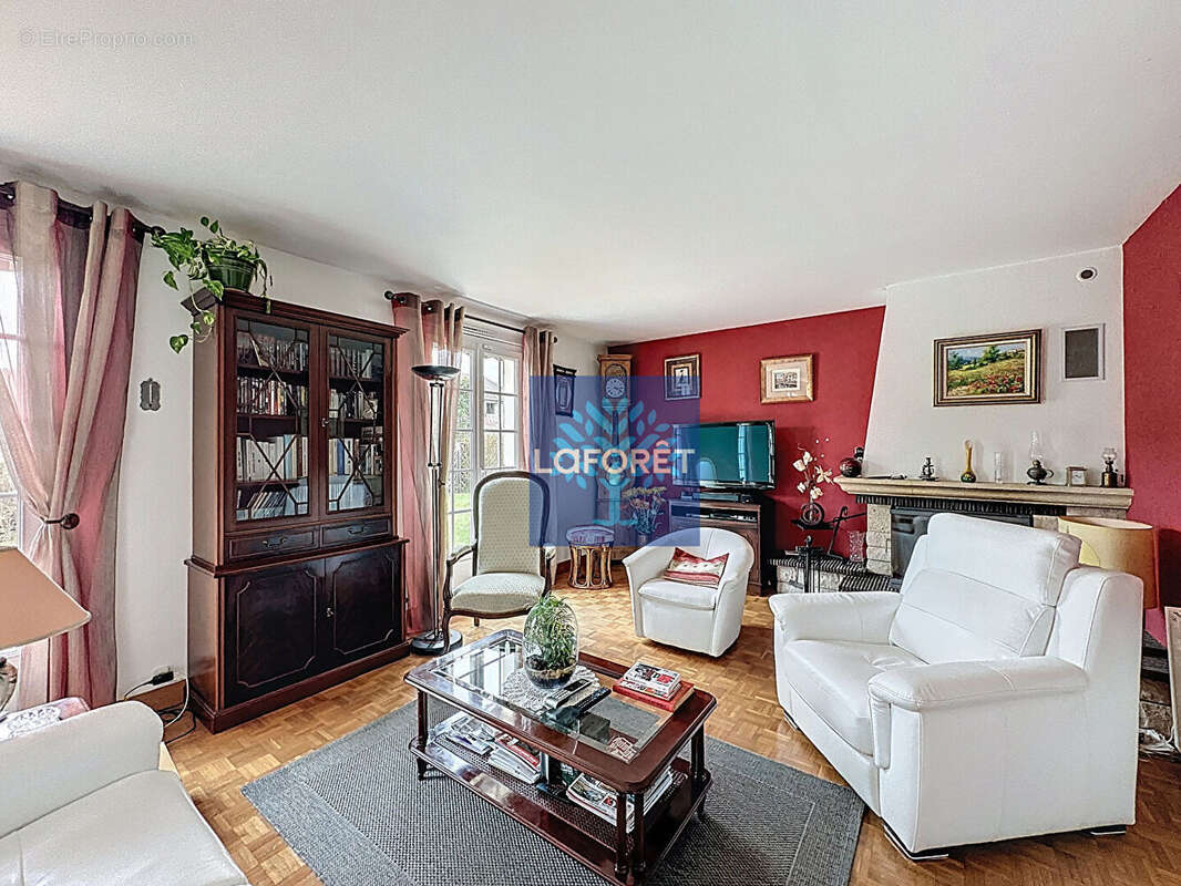 Maison à LE PLESSIS-PATE