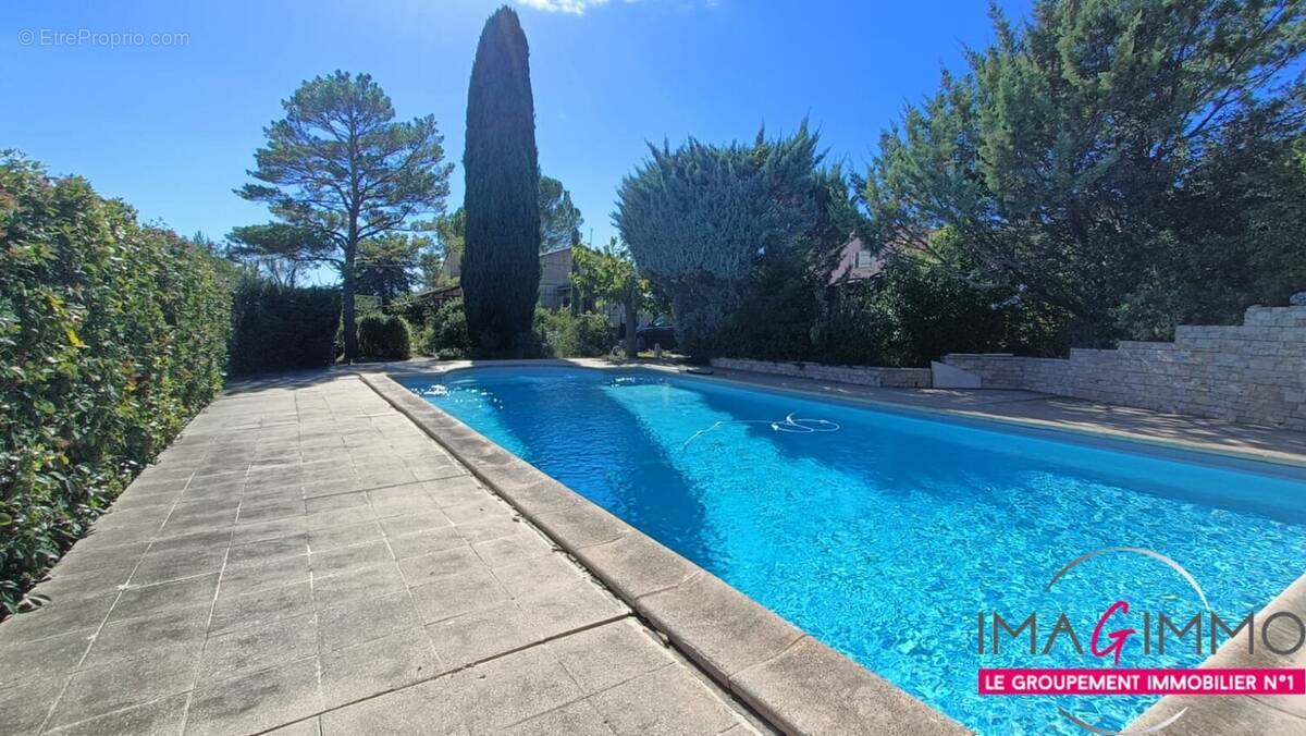 Maison à VAILHAUQUES