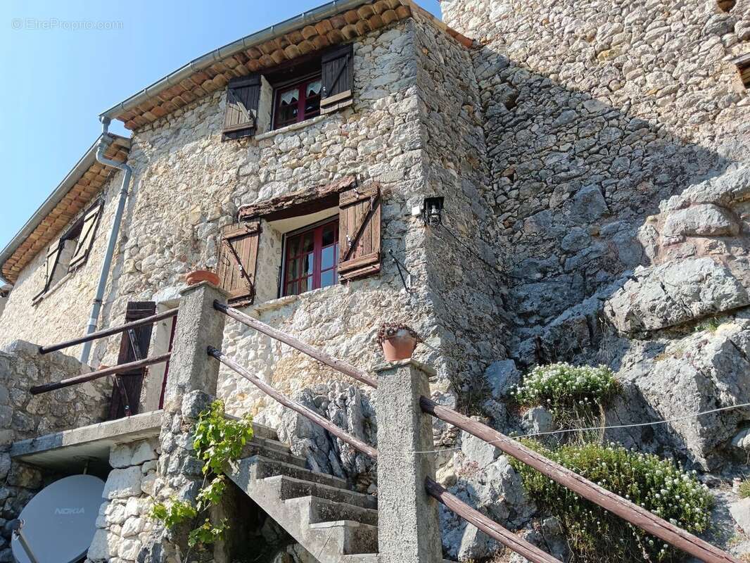 Maison à COURSEGOULES