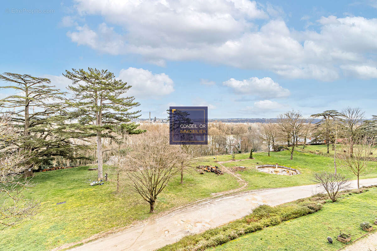 Appartement à IRIGNY
