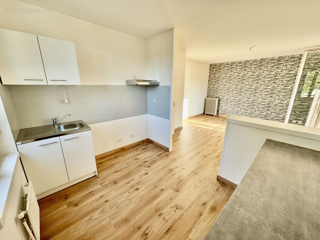 Appartement à SAINT-QUENTIN-FALLAVIER