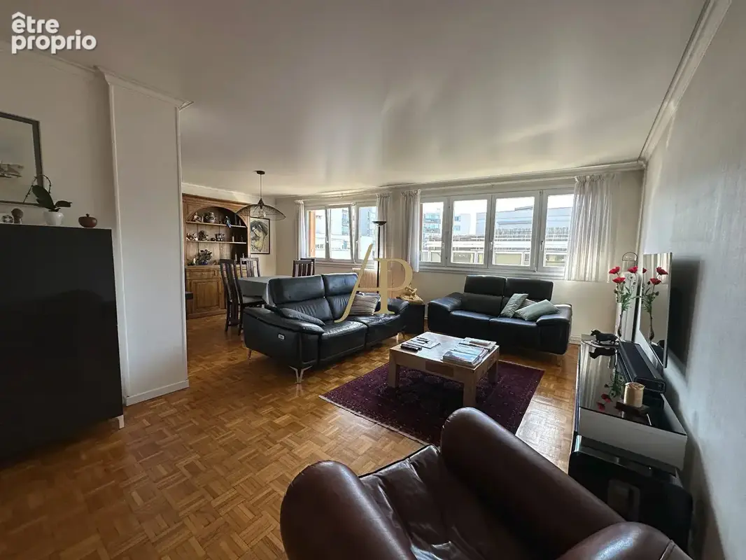 POISSY CENTRE Appartement  4 pièce(s) 89m2 - photo 9