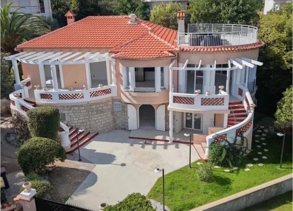 Maison à ANTIBES