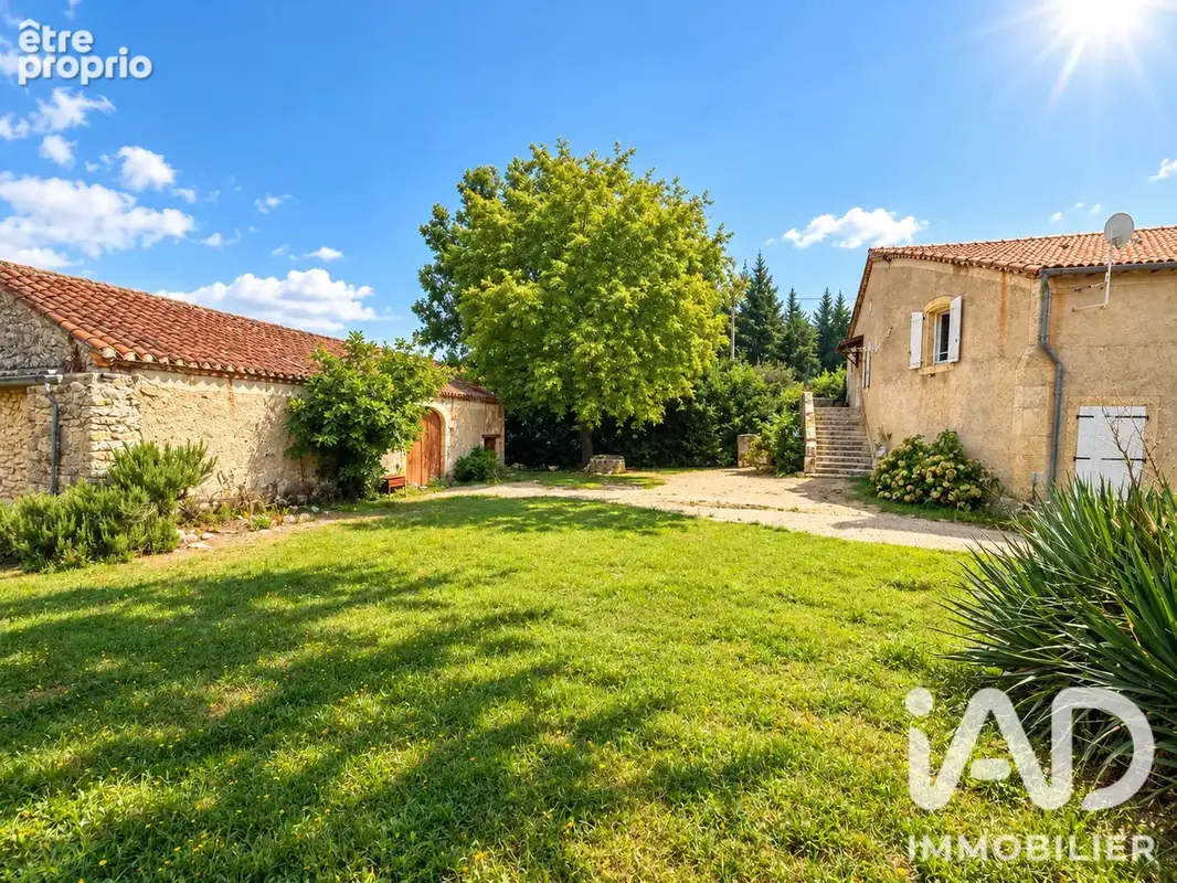 Photo 1 - Maison à VIRE-SUR-LOT