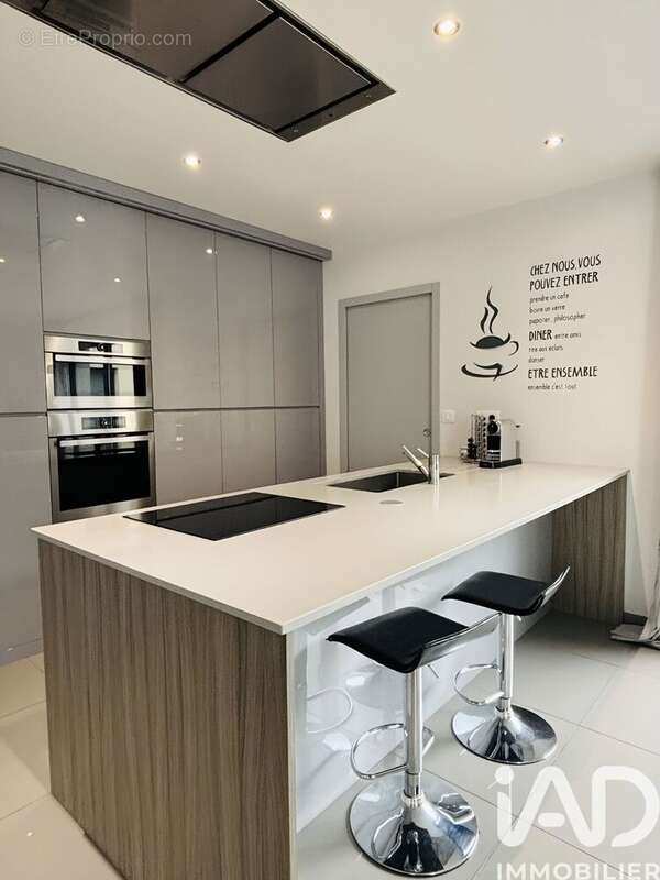 Photo 4 - Maison à LA CHAPELLE-SAINT-MESMIN