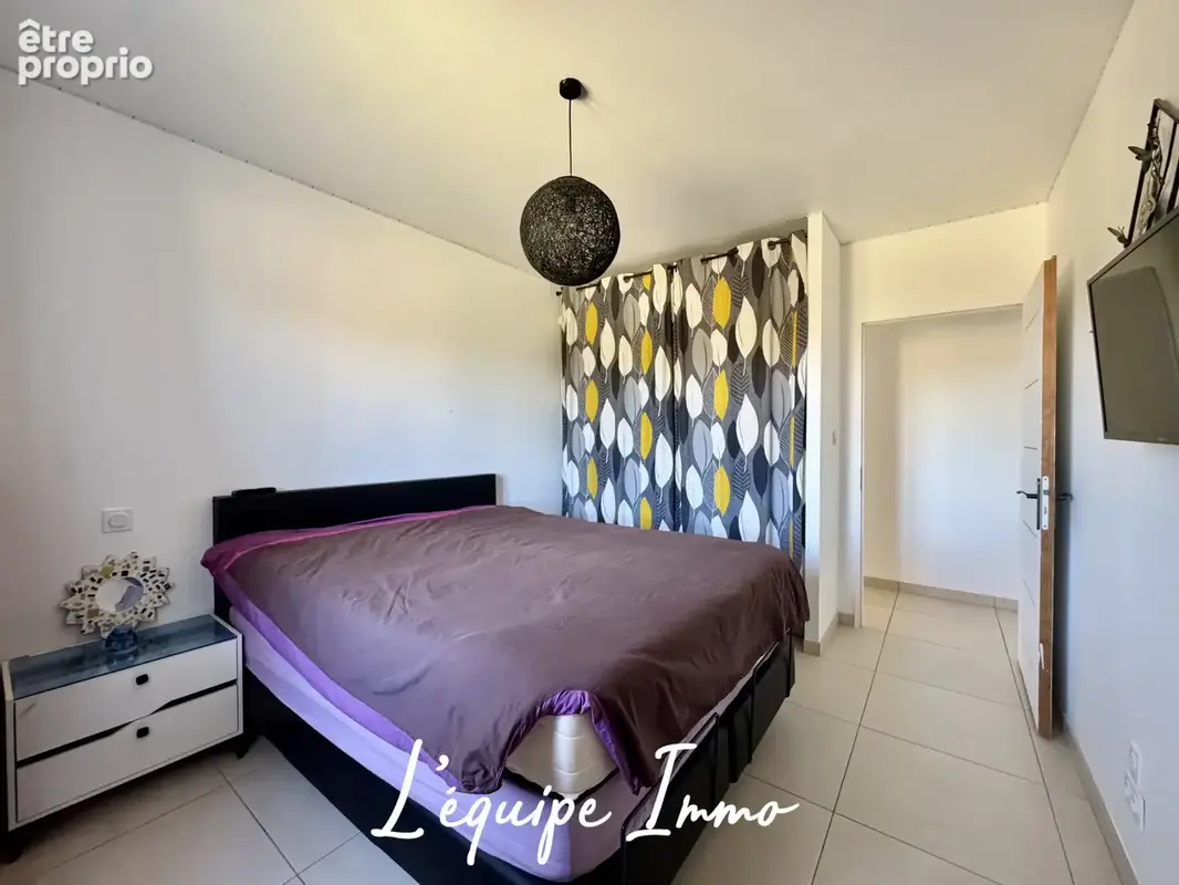 Villa de 2016 126m2 avec garage et piscine sur 1200m2 de terrain - photo 11