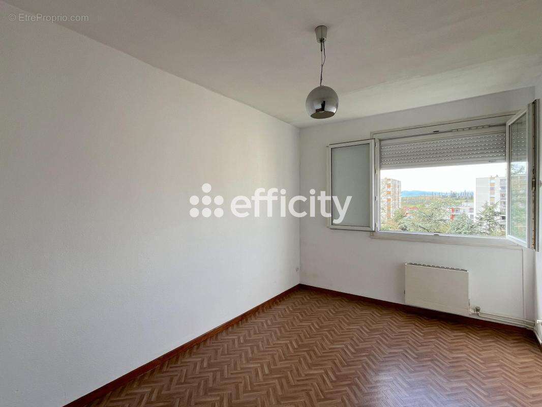 Appartement à CORBAS