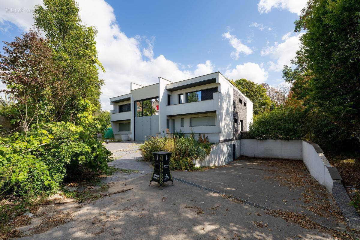 Maison à ELEU-DIT-LEAUWETTE
