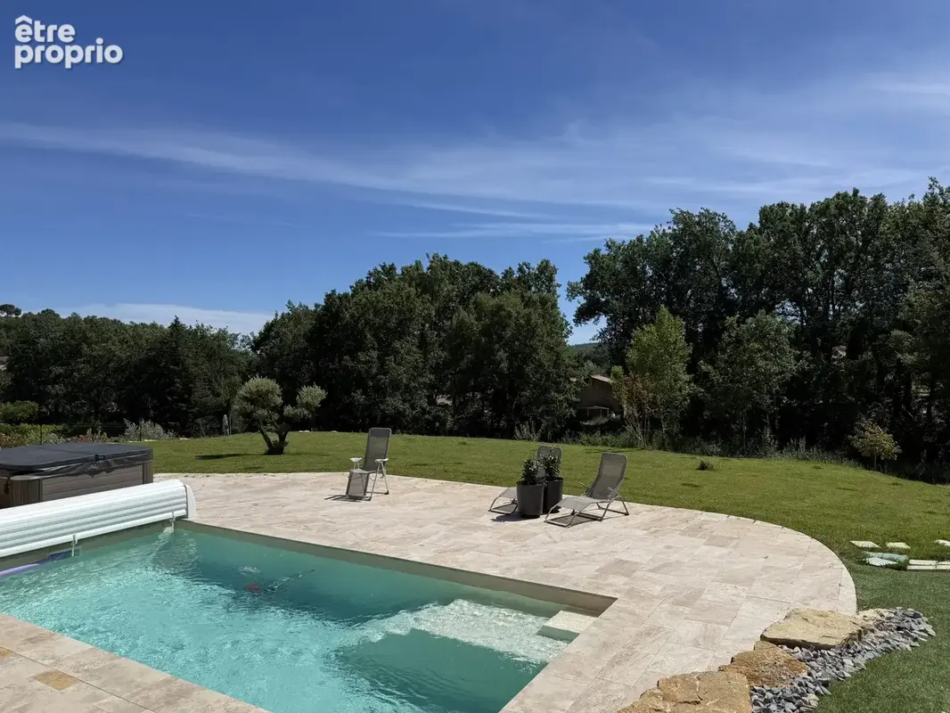 Maison 5 pièces 122 m² à vendre à Pierrevert (04860) - photo 2