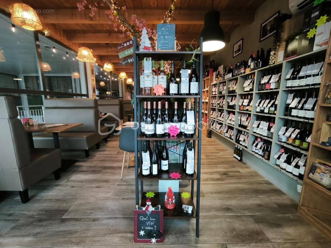 Commerce à LAMALOU-LES-BAINS