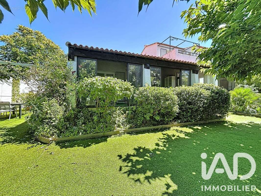 Maison 175 m² à Vitrolles  - photo 2