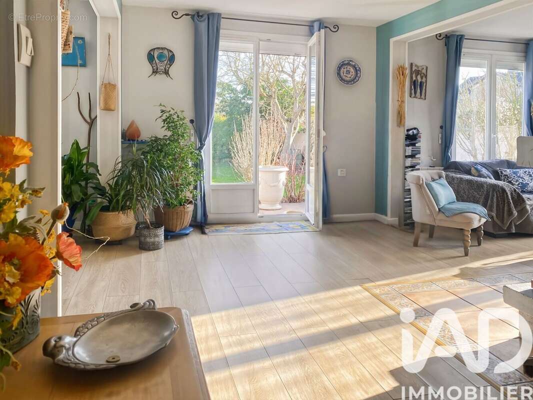 Photo 4 - Maison à BRIE-COMTE-ROBERT