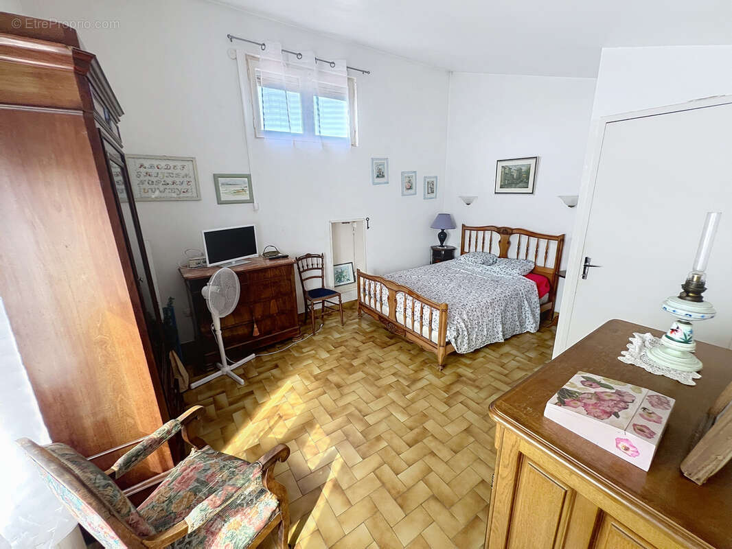 Secteur residentiel - villa 3  faces 170 m2 hbts  sur 441 m2 de terrain  - - photo 28