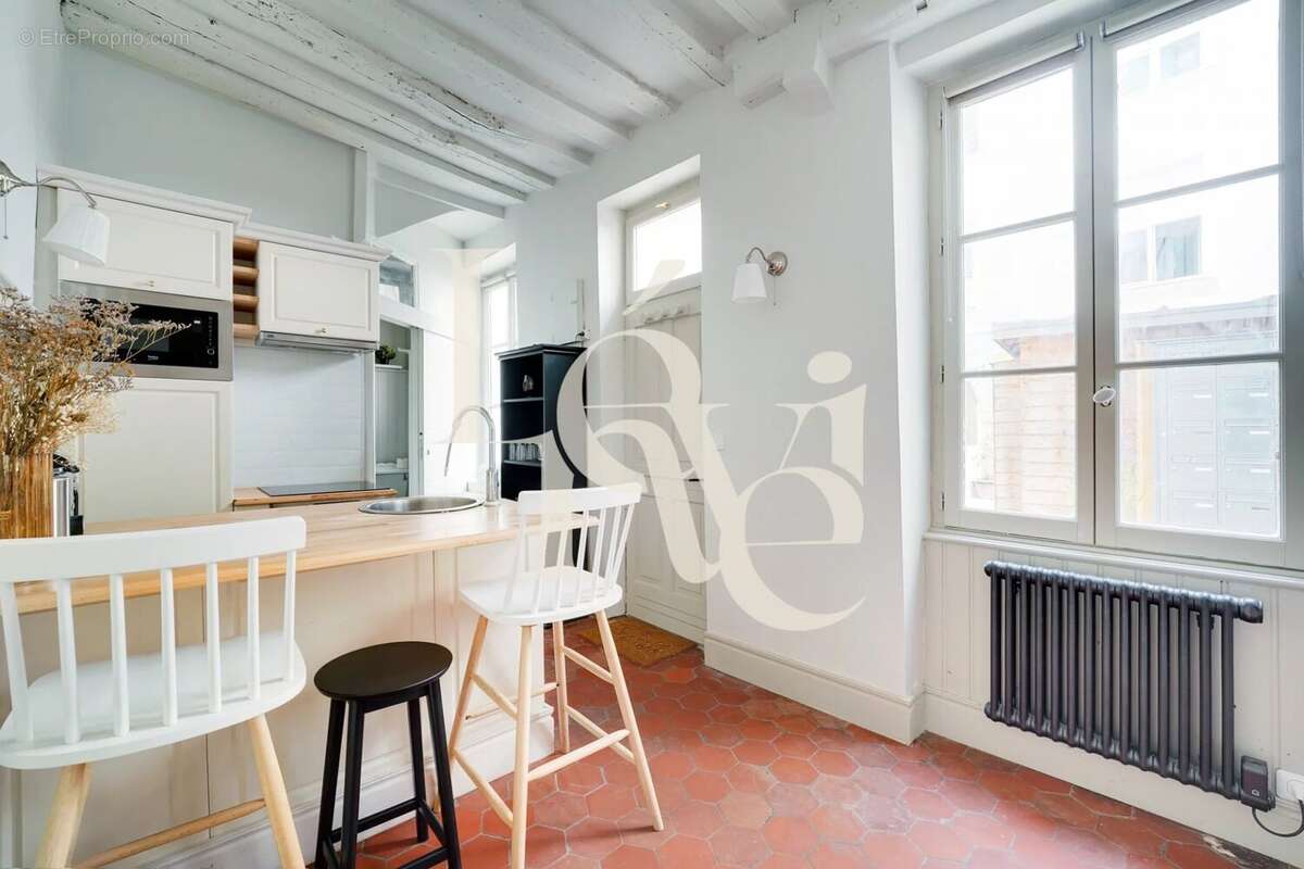 Appartement à PARIS-5E