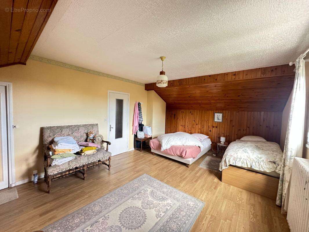 Maison à CREPY-EN-VALOIS