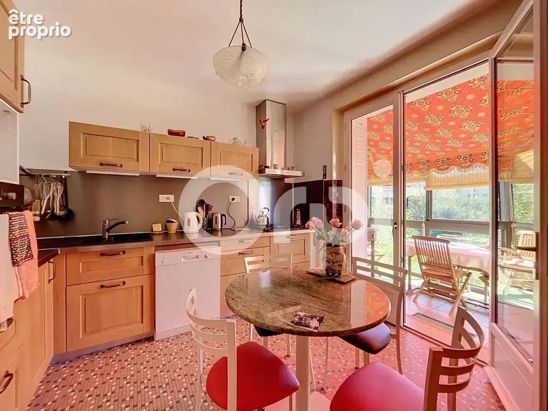 Belle maison en pierres secteur est de brive - photo 7