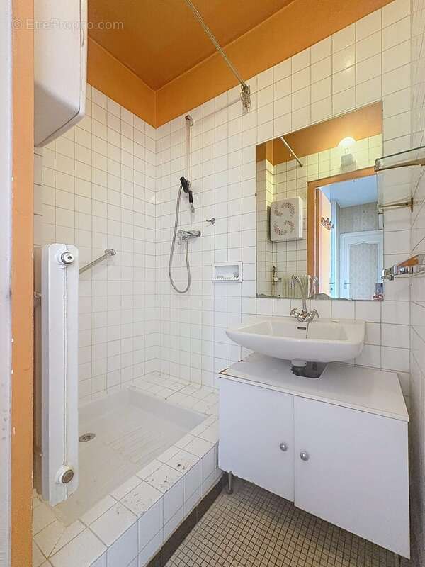 Appartement à L'HAY-LES-ROSES