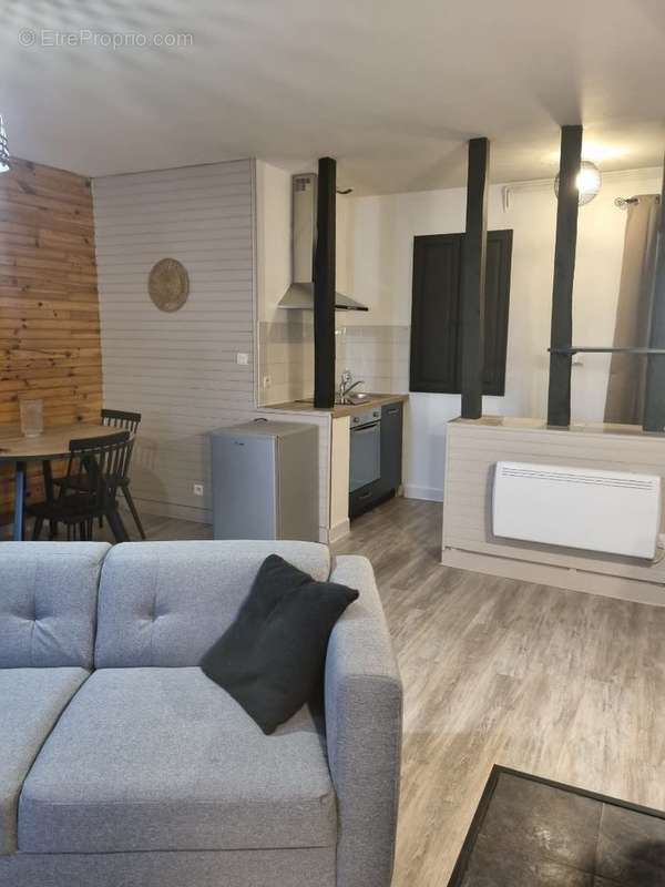 Appartement à SAINT-YRIEIX-LA-PERCHE