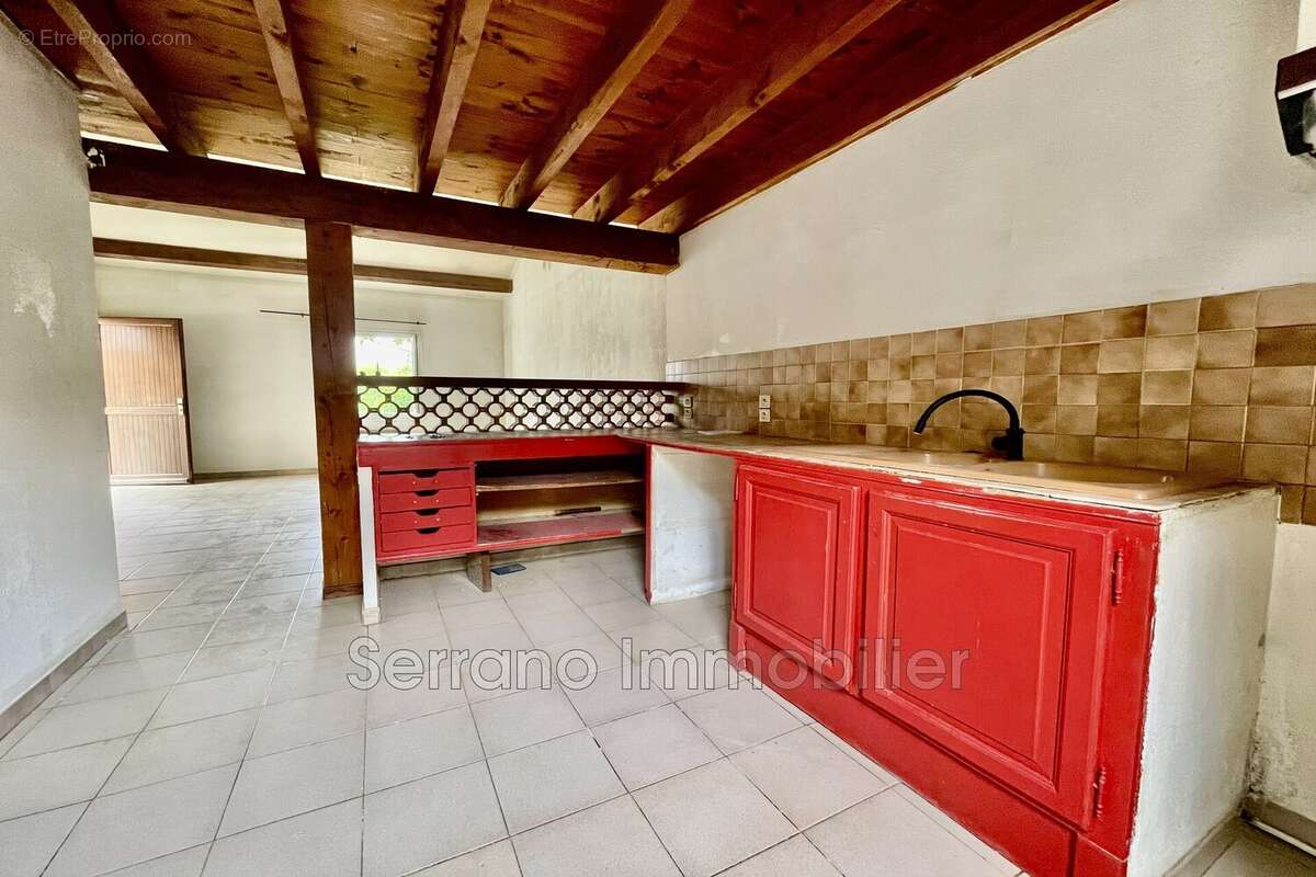 Maison 55 m² à Maillane  - photo 2