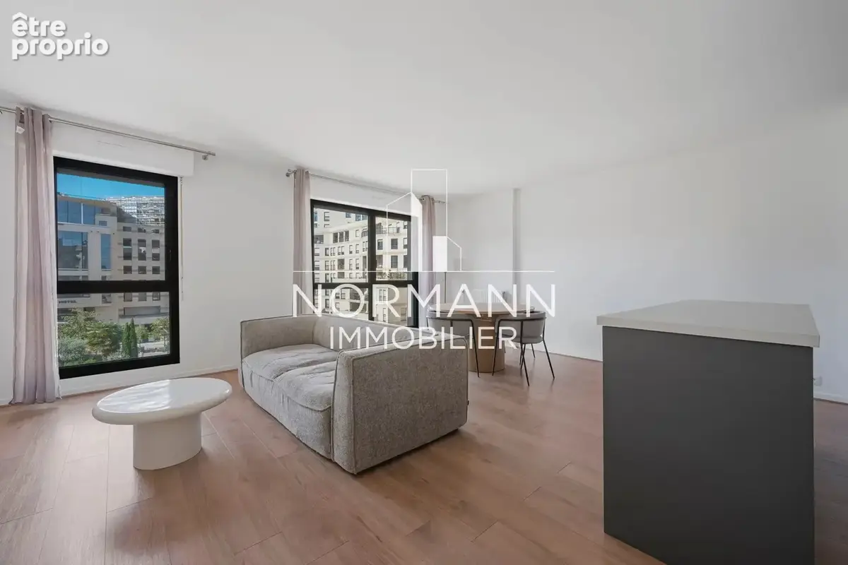 Appartement à LEVALLOIS-PERRET