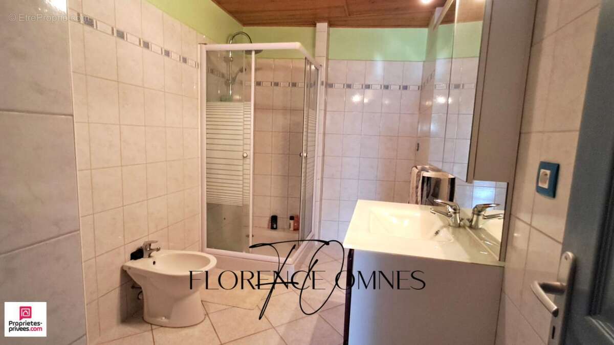 EXCLUSIVITE à MARSEILLETTE Maison  de ville 134 m2  - 3 chambres - garage - 115000 - photo 9