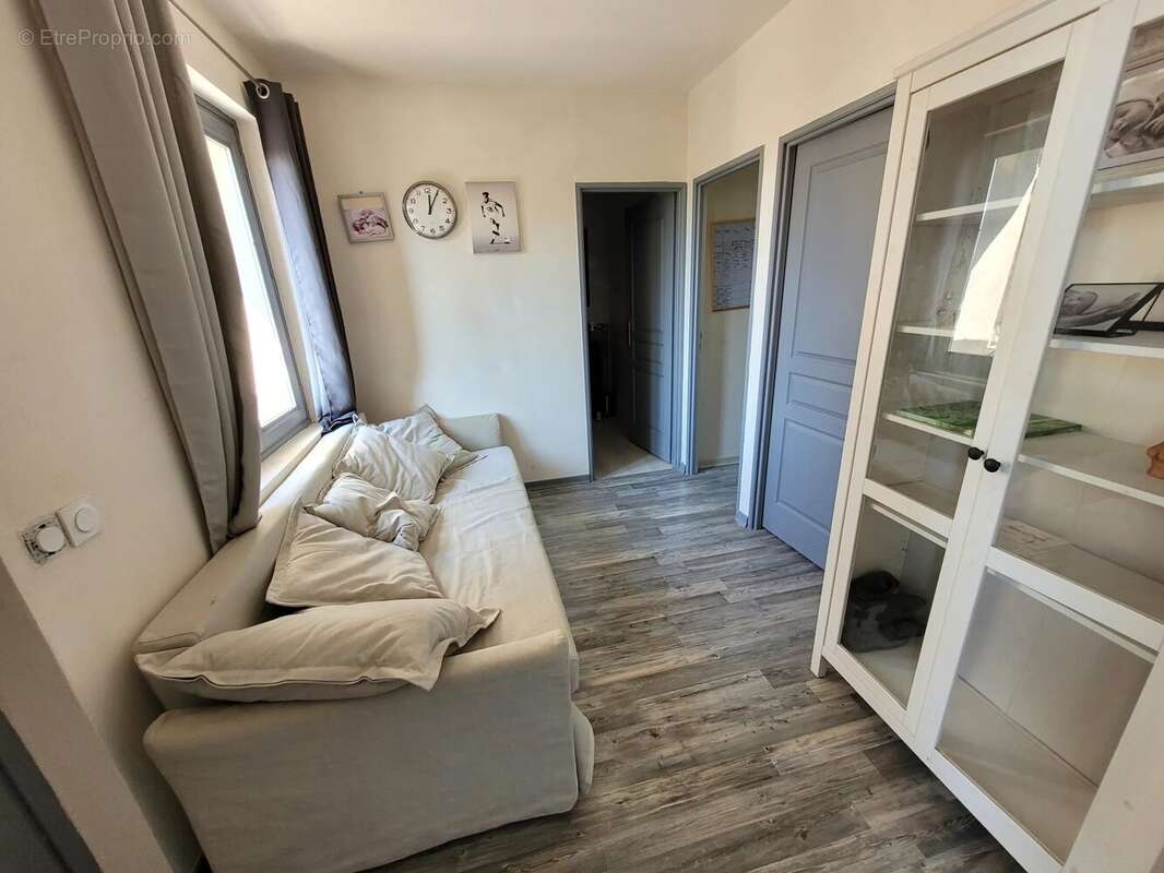 Maison à SAINT-HILAIRE-DE-BRETHMAS