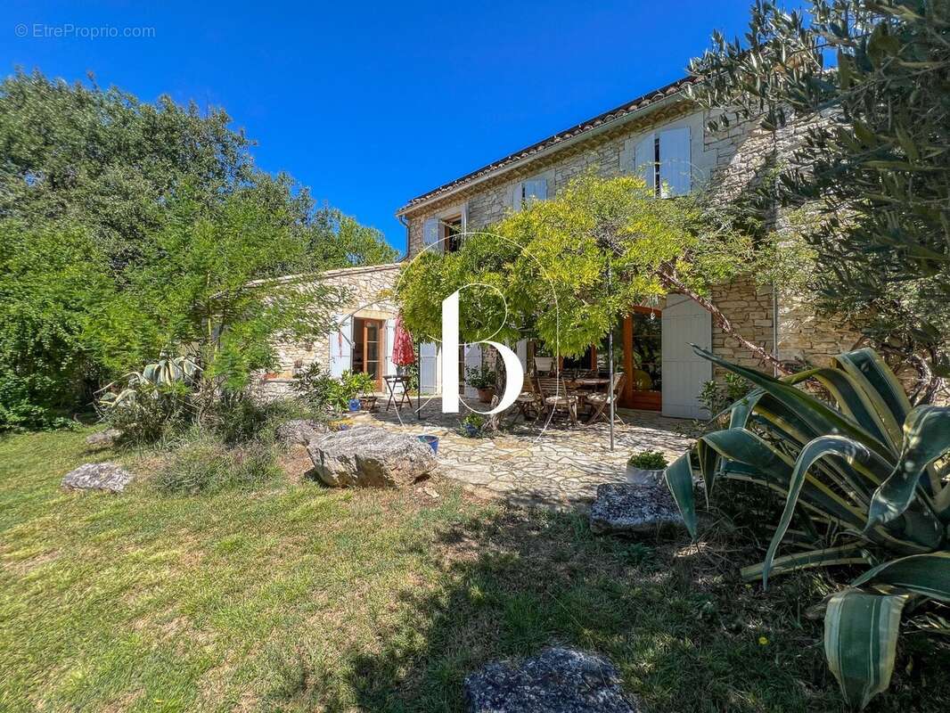Maison à GOUDARGUES