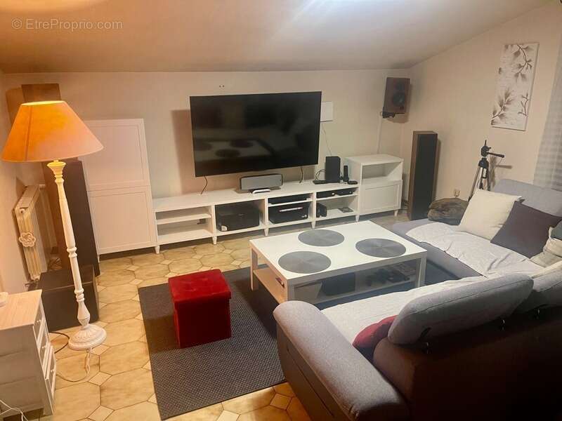 Grande propriété + 9 pièces comprenant 2 logements – 264 m² – Terrain arboré – Sans vis-à-vis Situation  Labessière-Candeil – À  - photo 13