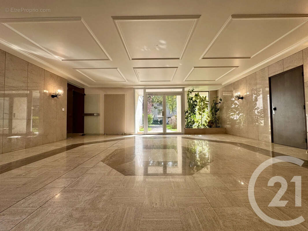 Appartement à FONTAINEBLEAU