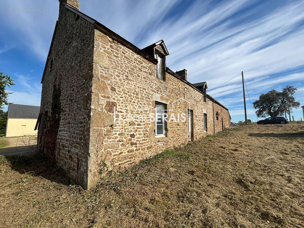 Maison à SAINT-FRAIMBAULT