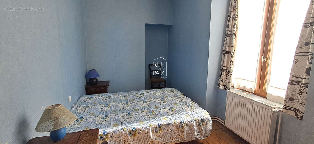 Maison à LENCLOITRE