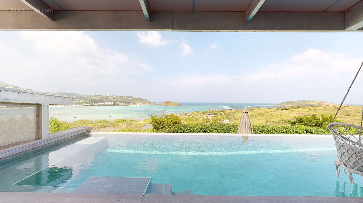 Maison à CAPESTERRE-BELLE-EAU