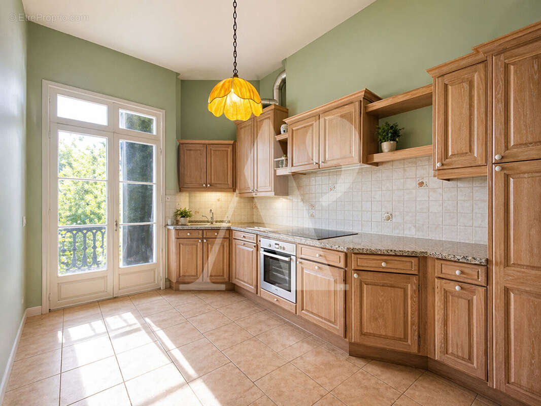 ARCHITECTURE AVEC VUE - 1800 - Appartement traversant avec ascenseur - photo 9