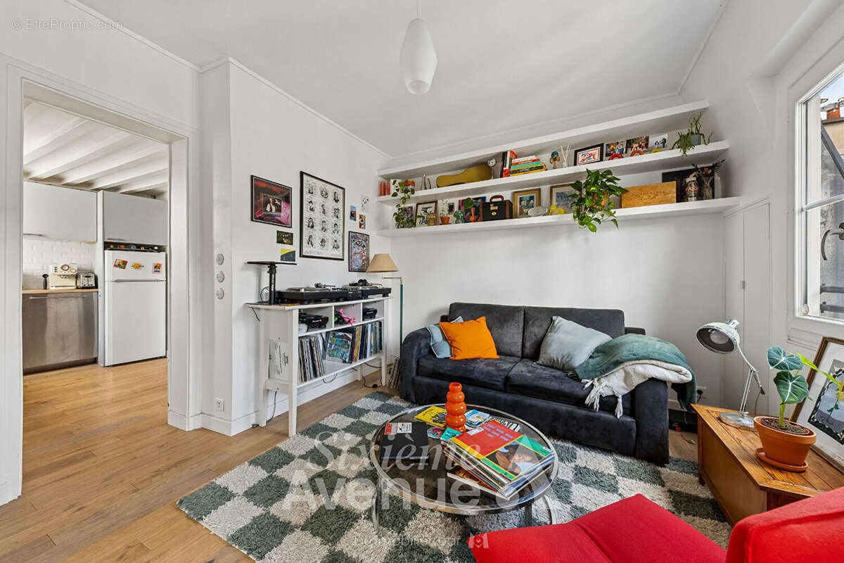 Paris 18e - exclusivité - rue de suez - dernier étage - photo 2