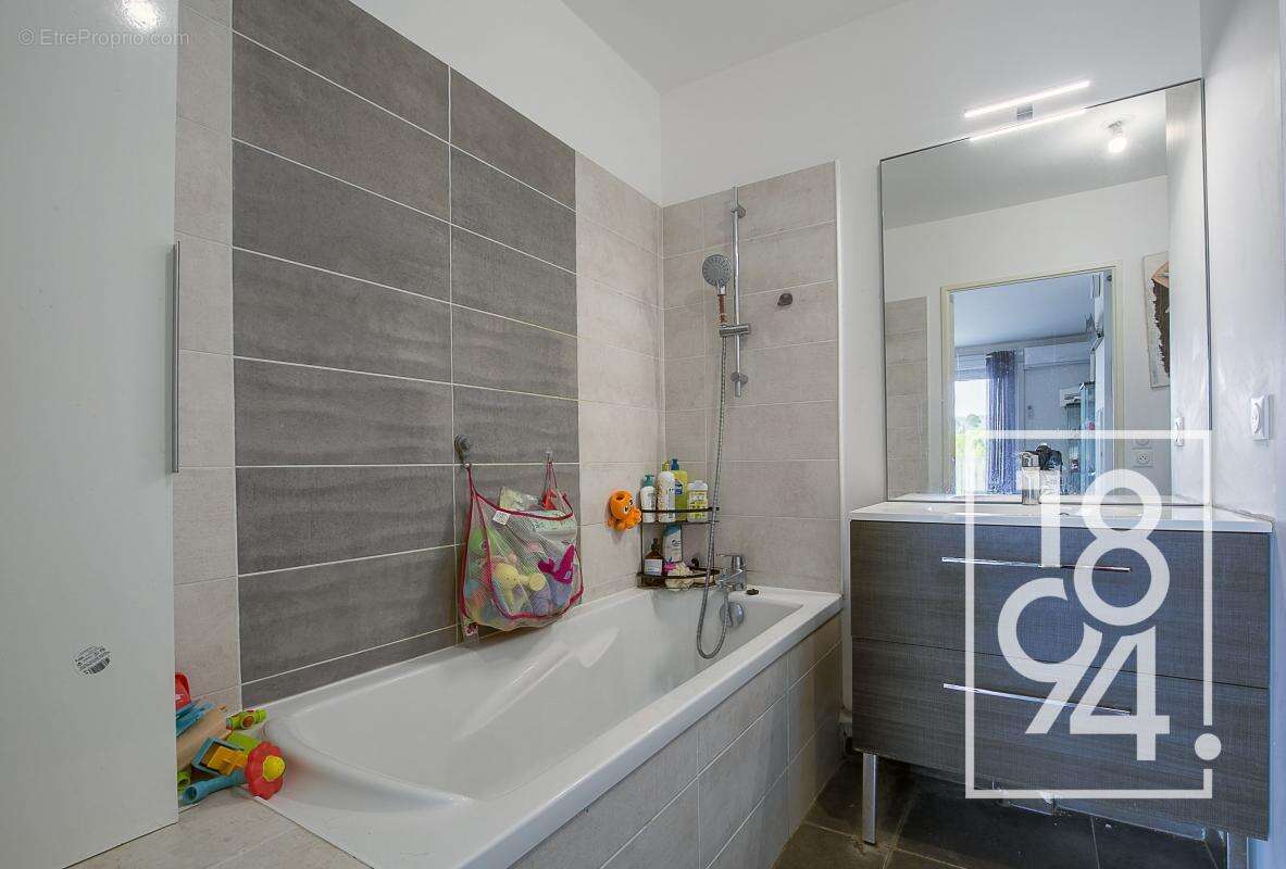 Appartement à MARSEILLE-13E