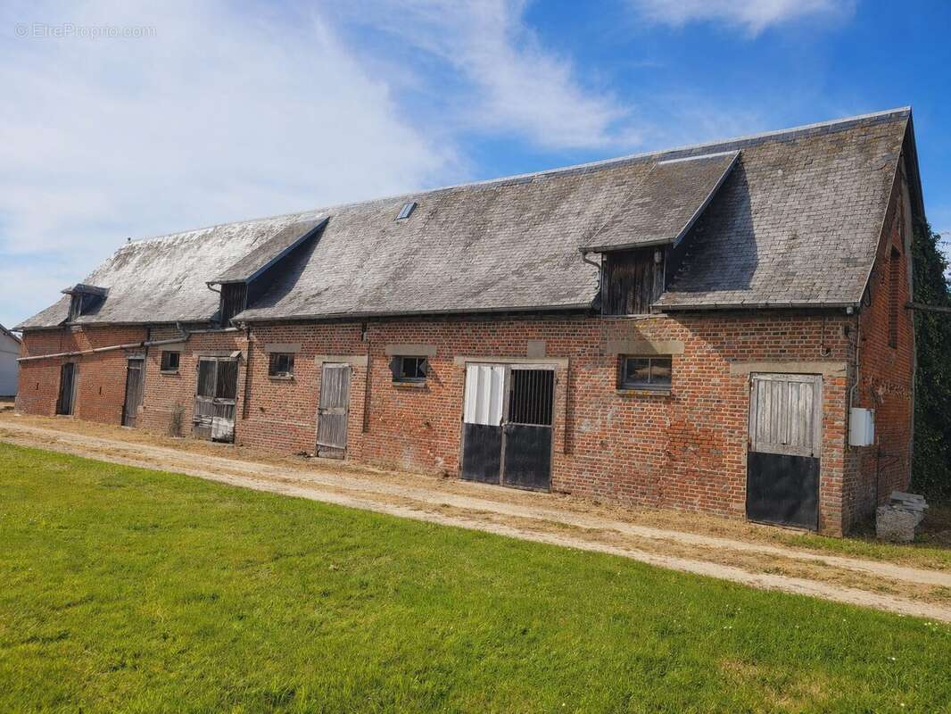 Maison 300 m² à Daubeuf-La-Campagne  - photo 7