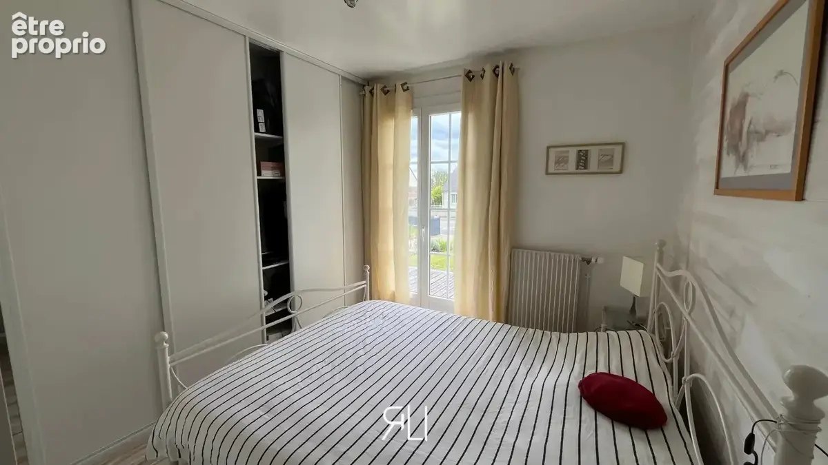 Maison sur sous-sol, 5 chambres - photo 5
