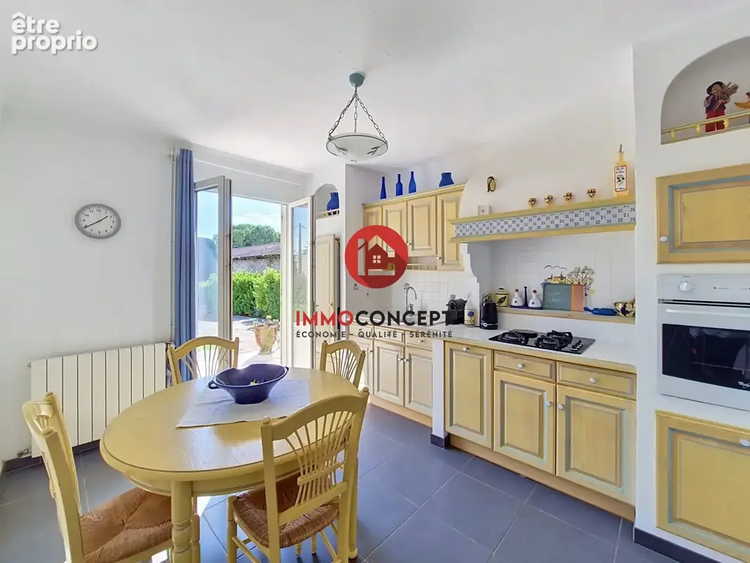 Maison 4 pièces 98 m² à vendre à Tavel (30126) - photo 4
