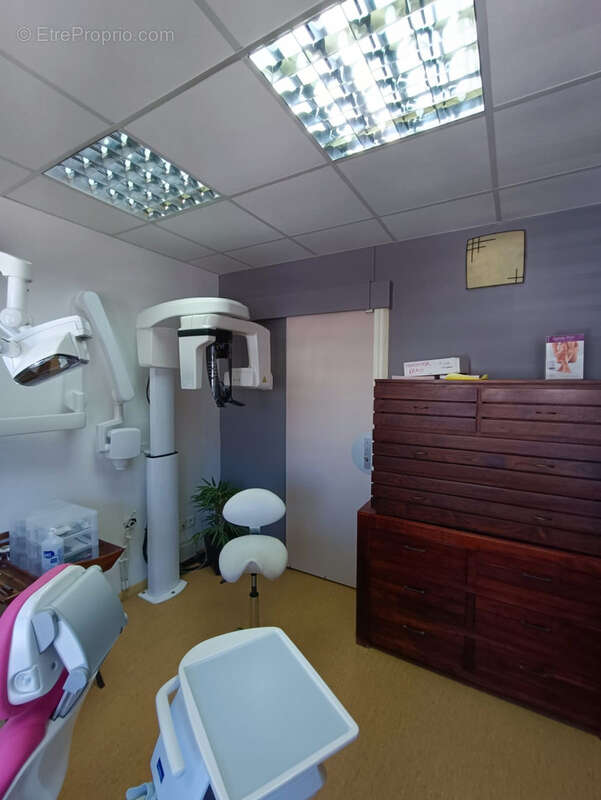 Commerce à FORT-DE-FRANCE