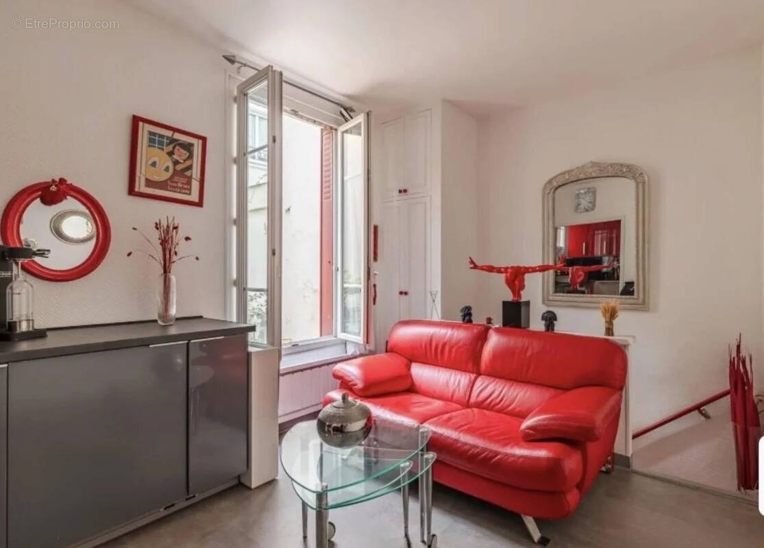 Appartement à PARIS-15E
