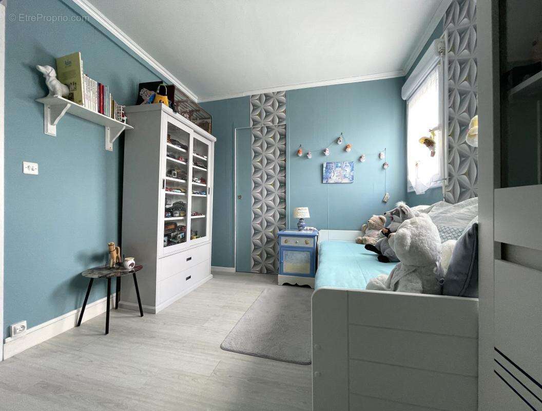 Maison à MAROLLES-EN-HUREPOIX