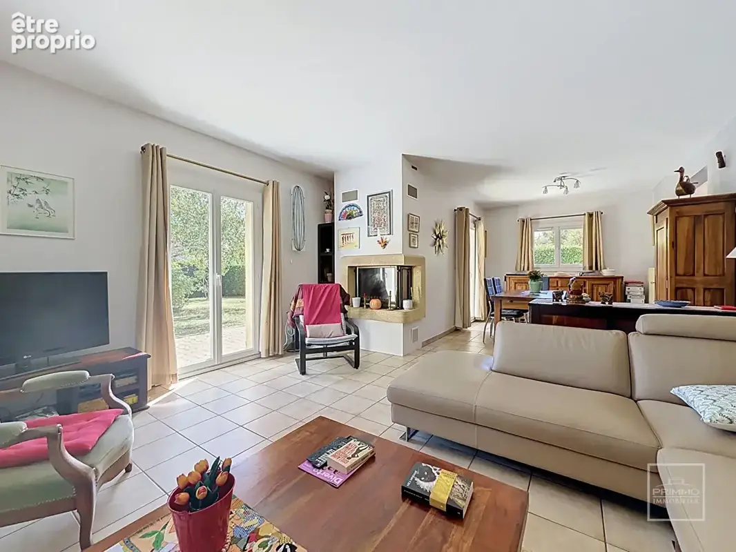 Saint Didier Au Mont D Or maison avec suite parentale de plain pied et jardin clos et plat - photo 3