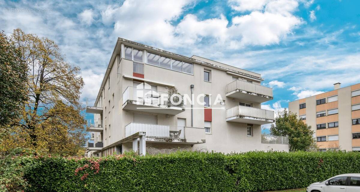 Appartement à SEYSSINET-PARISET