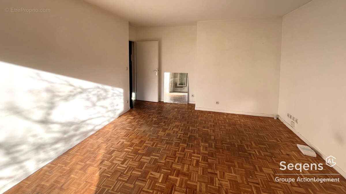 Appartement à DUGNY