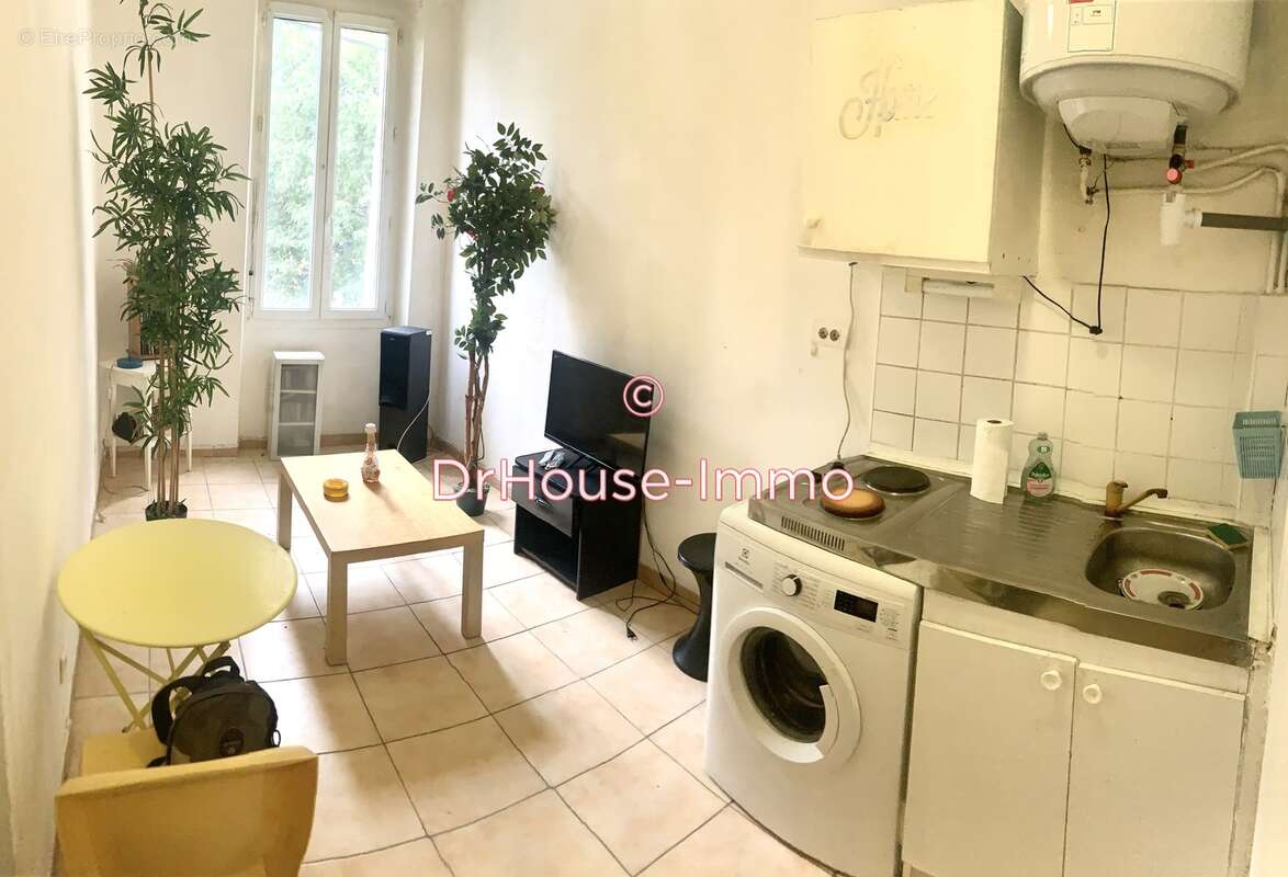 Appartement à MARSEILLE-1E