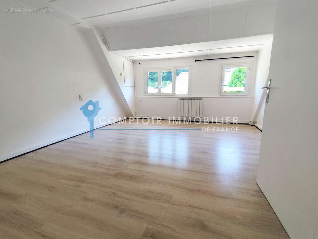 Appartement à OYEU