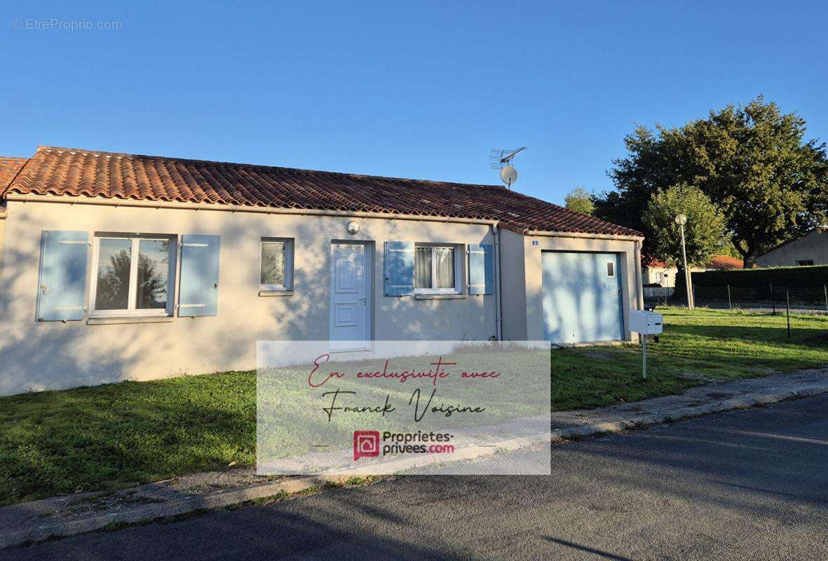 Maison à SAINT-PROUANT